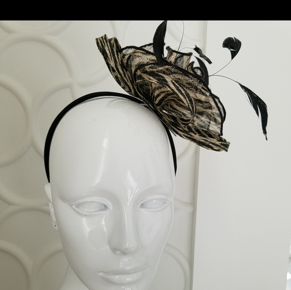 Jaqueline Kent fascinator NWT - Picture 5 of 6